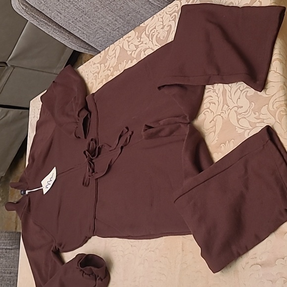 NWT Universal Thread Jumpsuit Pantsuit Sweats Brown Women’s Size XSmall - Picture 4 of 5